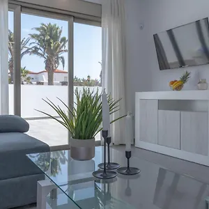  Apartamento Family 1 Beachfront By Holidays