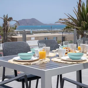  Apartamento 2 Beachfront By Holidays